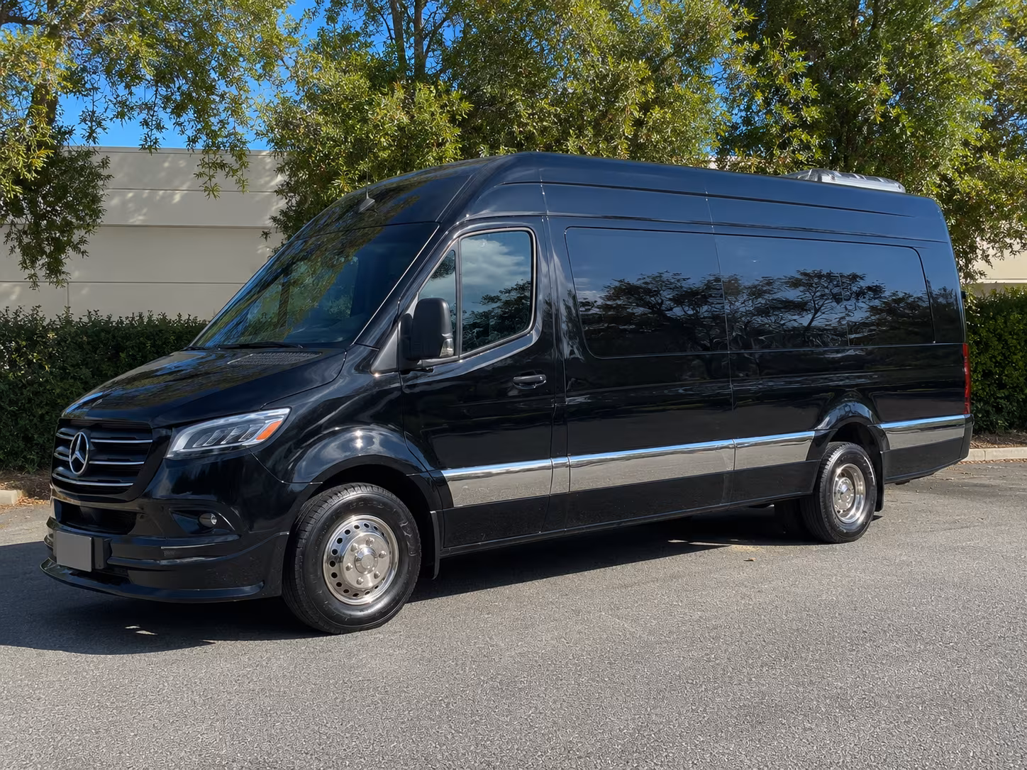 la mesa employee transportation onboard seating